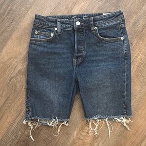 We The‎ Free Free People Women’s Size 25 Cutoff Shorts Distressed Bermuda Denim